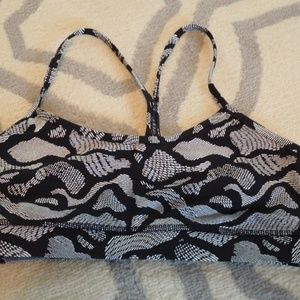 luluemon Sports Bra Size 8 EUC
